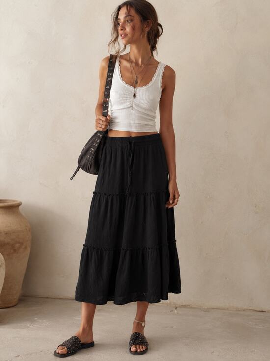 Passport Dresses & Skirts - Vintage Passport Bohemian Tiered Textured Black Midi Skirt Summer Vacation Sz M